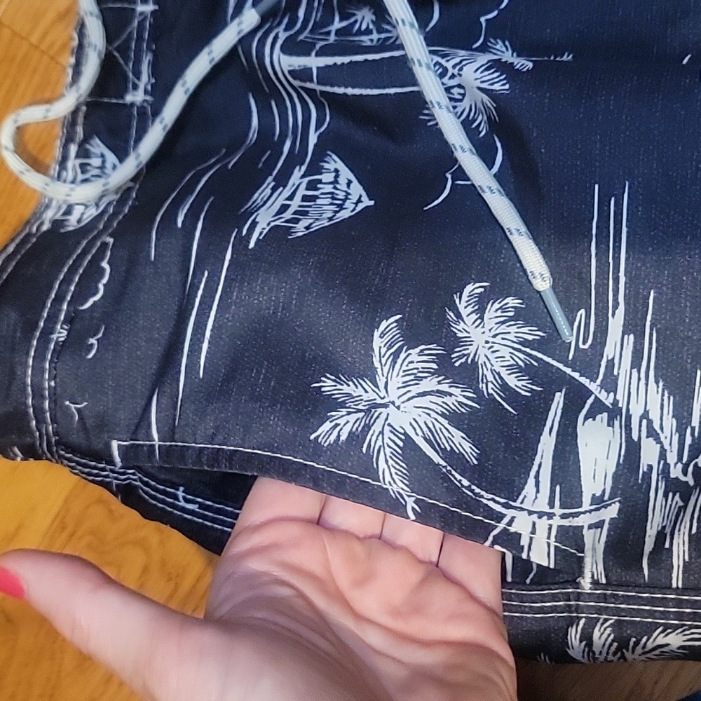 Swim trunks - Picture 8 of 10